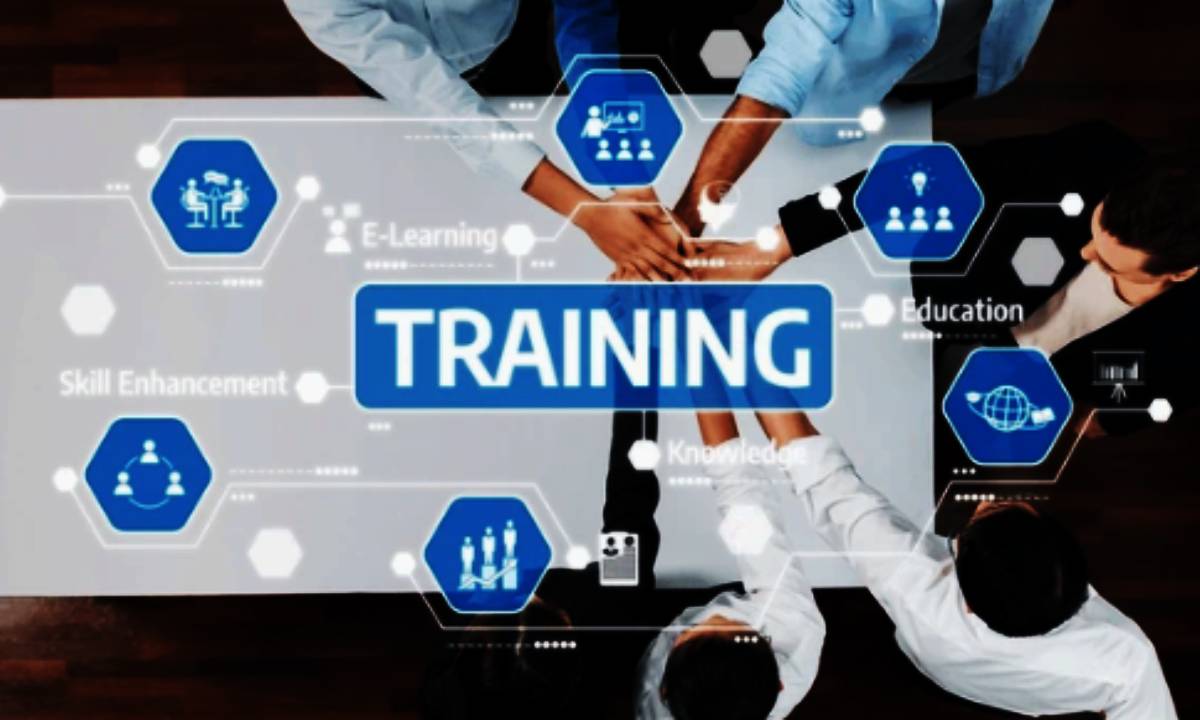 Leadership Training Modules for Mid-Level and Senior Leaders